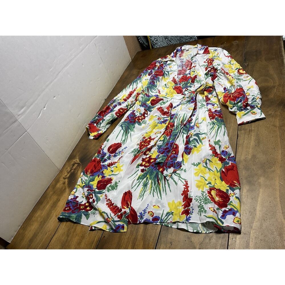 Brooks Brothers Floral Wrap Dress in Crepe Size 4